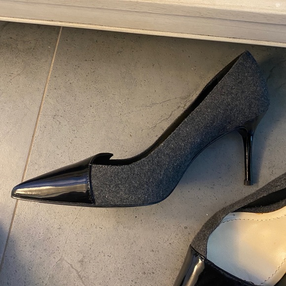 Dior grey wool blend with black penitent leather pointed toe pumps 5.5cm heels - Picture 2 of 6